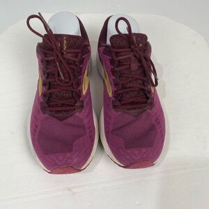 Brooks Launch 6 Aster Fig Women's Purple Running Shoes, Size 9.5 (B) 1202851B553